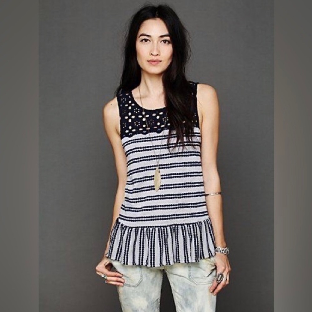 Free People Molly Retro Stripe Ruffled Bottom Blouse Quarter Zip Cutout top Sz S